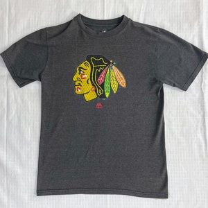 Youth L Chicago Blackhawks NHL Tee Shirt